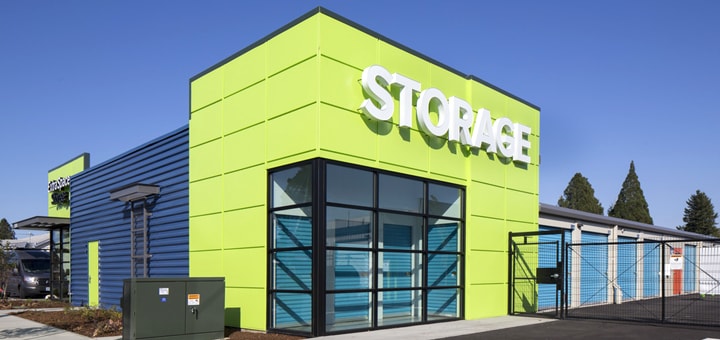 Storage space in Toronto